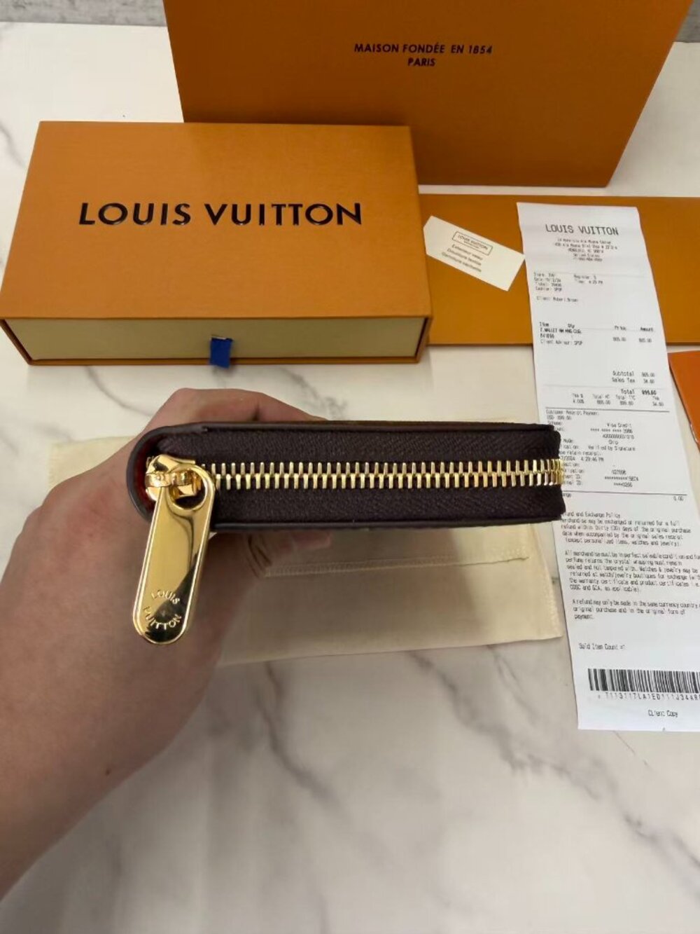 Louis Vuitton Zippy Wallet - Picture 4 of 16